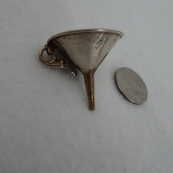 Vintage Perfume Funnel House of Medici Coat of Arms Italy - Picture 3 of 13